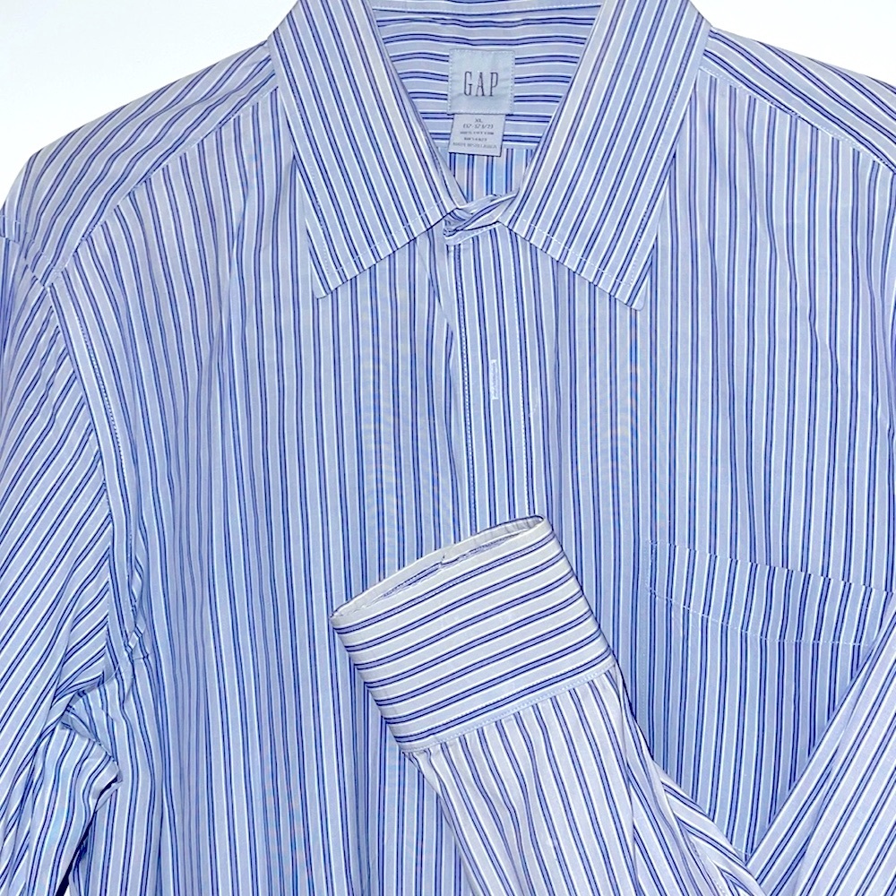 Gap fitted business attire
